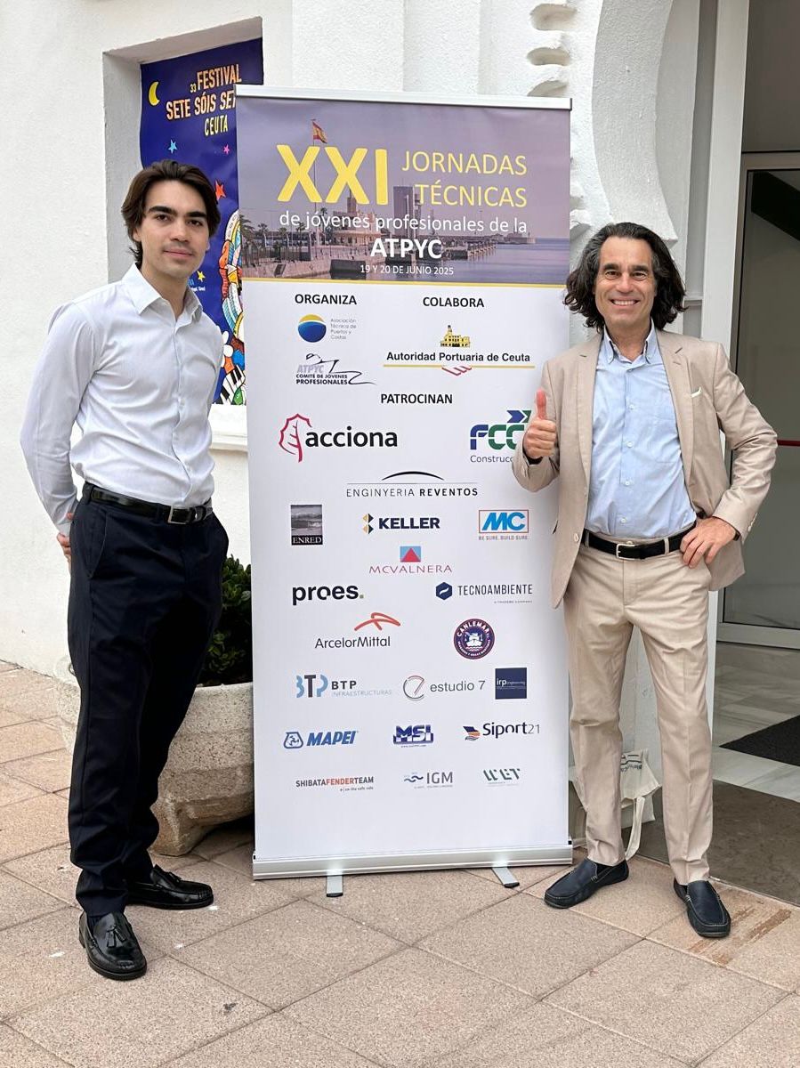 A nossa experiência centra-se no desenvolvimento de infraestruturas flutuantes de alto desempenho, entre as quais se destacam: